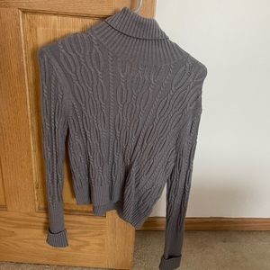 Mi Ami purple turtleneck sweater, size small